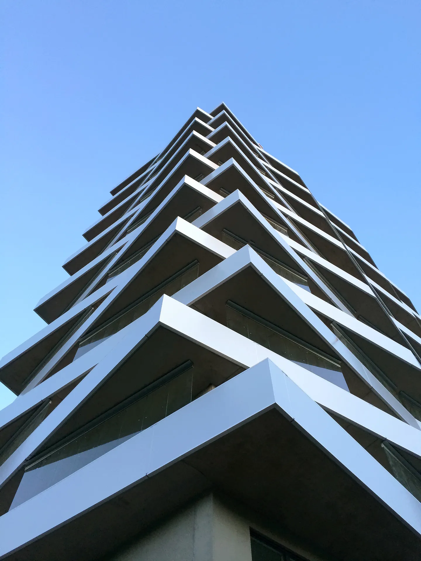 Intressant arkitektur på Tuletornen i Sundbyberg